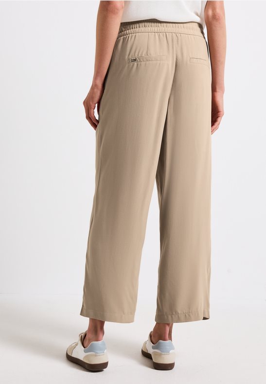 Broek L26 17100 Zand