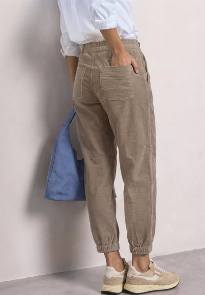 Broek L28 19026 Zand