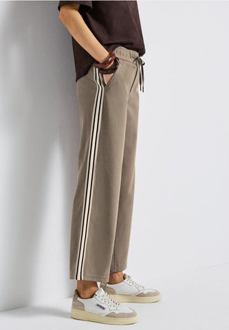 Broek L30 17387 Zand