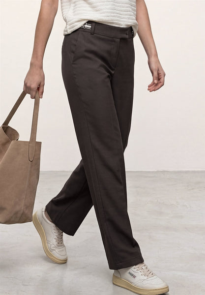 Broek L30 18435 Bruin