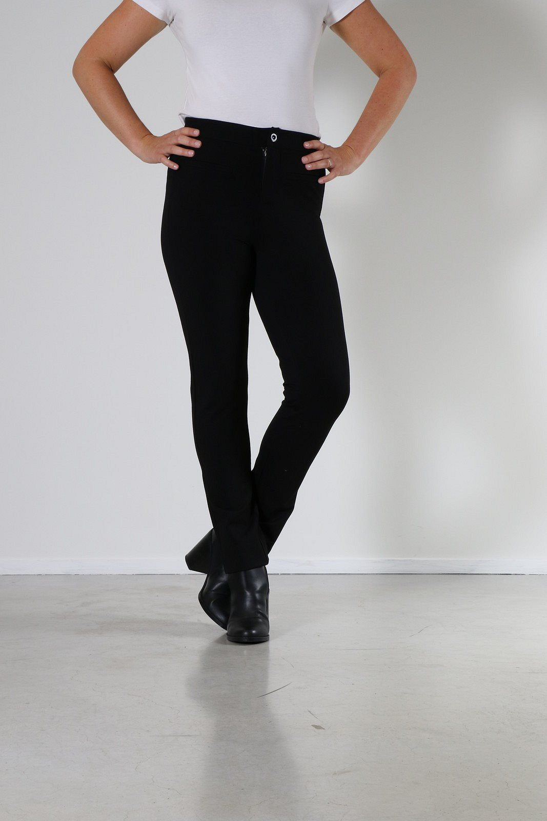 Broek L31 17546 Zwart