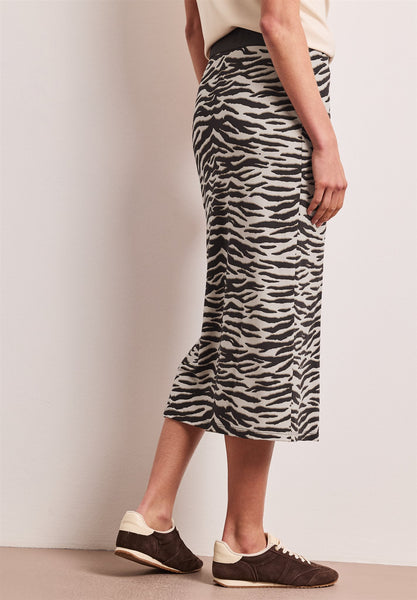 Rok 18388 Bruin