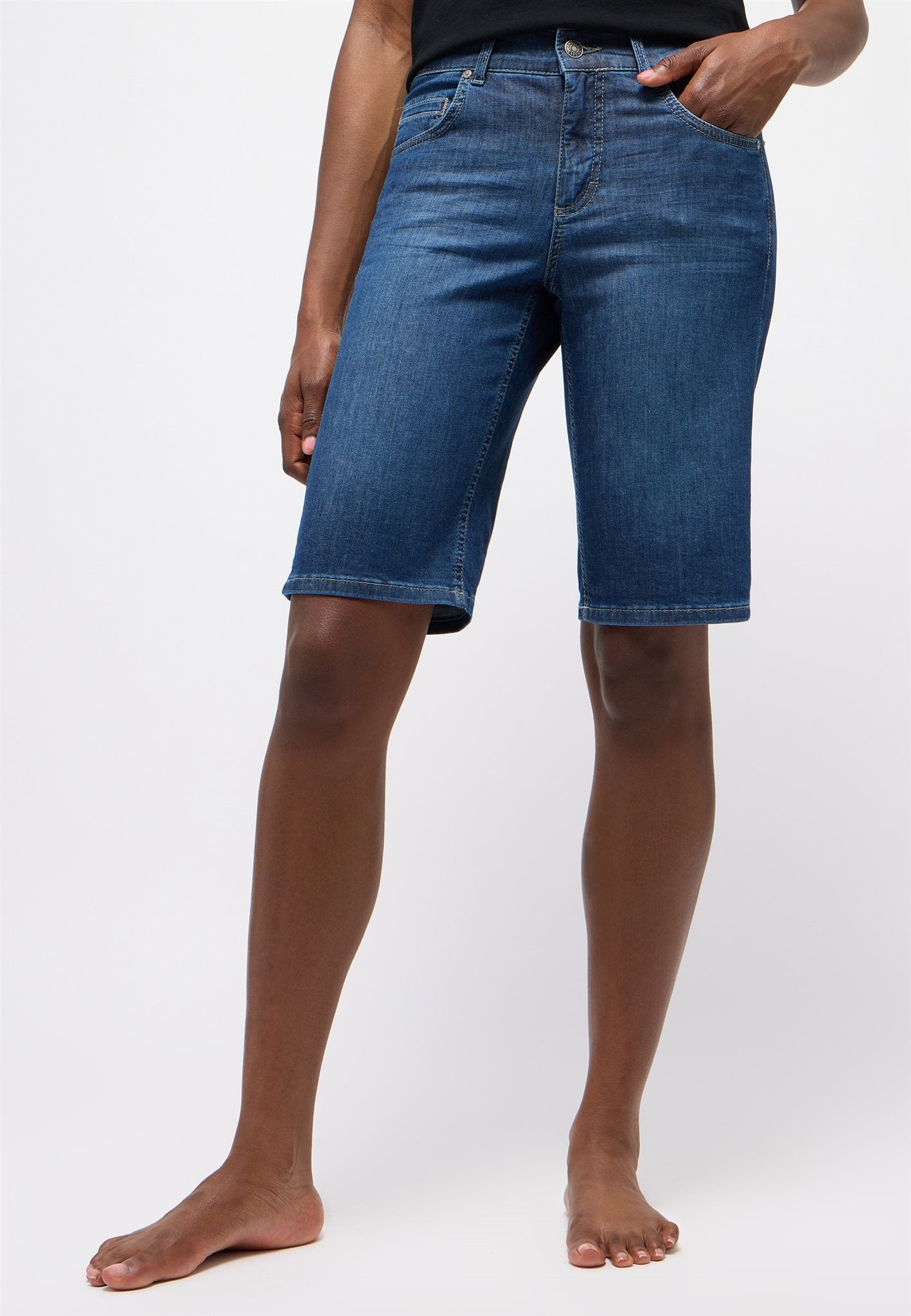 Short 15369 Stonewash